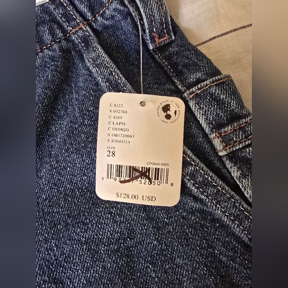 NEW Free People Major Leagues Mid Rise Cuffed Jeans - Picture 13 of 15